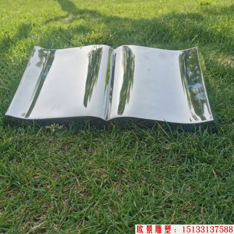 草坪不銹鋼鏡面書本雕塑，白鋼書籍雕塑7